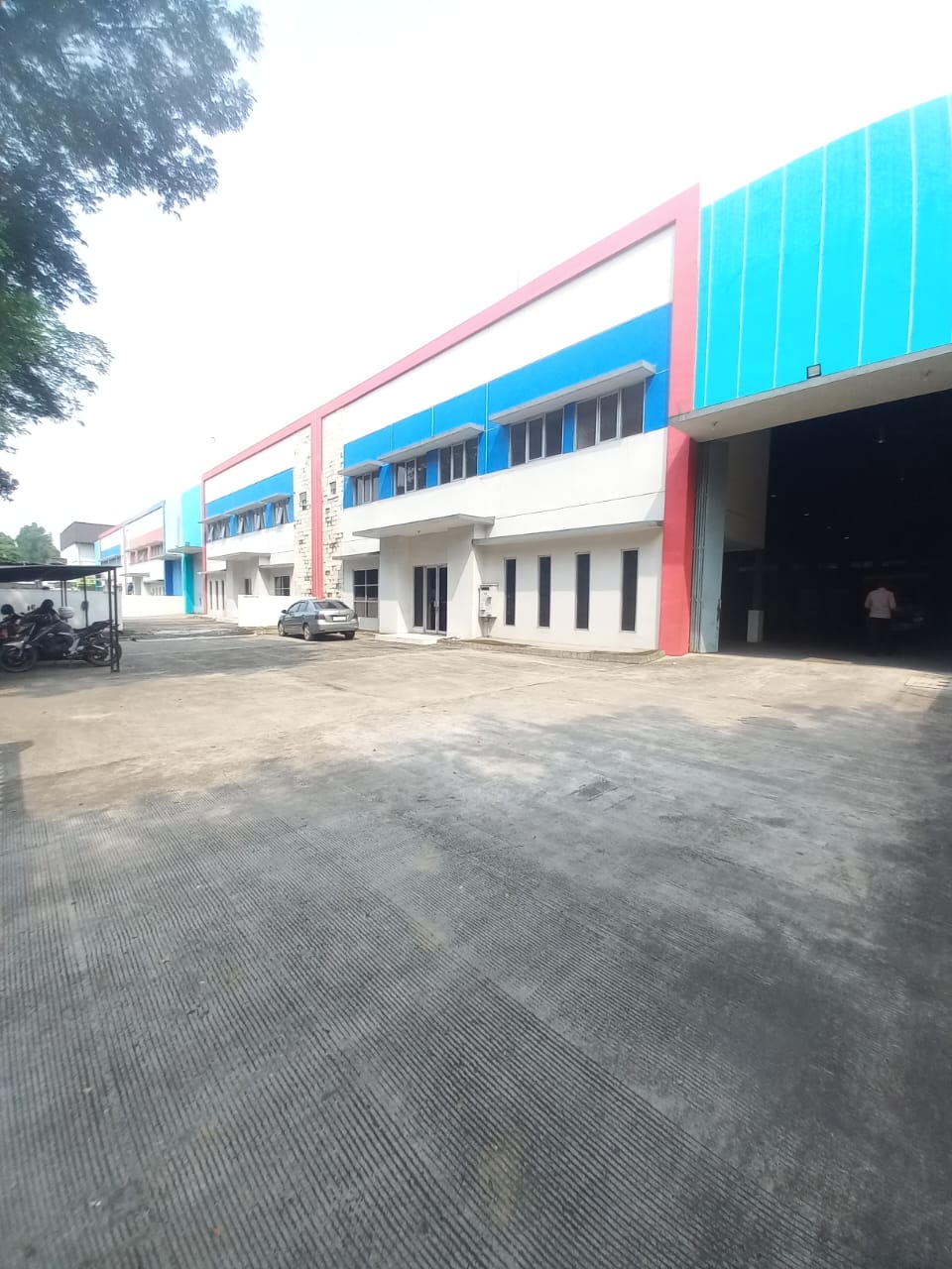 Gudang disewakan di Delta Silicon Cikarang